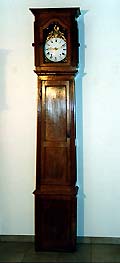 Hahnen Standuhr